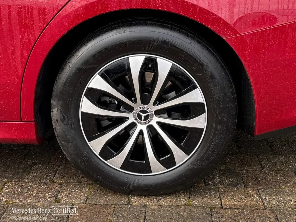 Mercedes-Benz E-Class E220D Avantgarde €738pm - Image 5