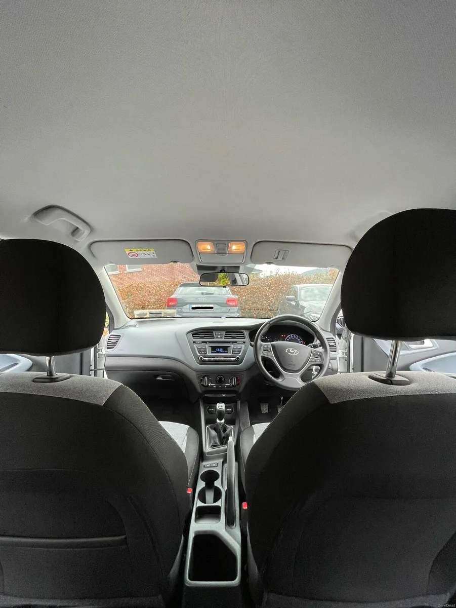 Hyundai i20 152 Deluxe - Image 2