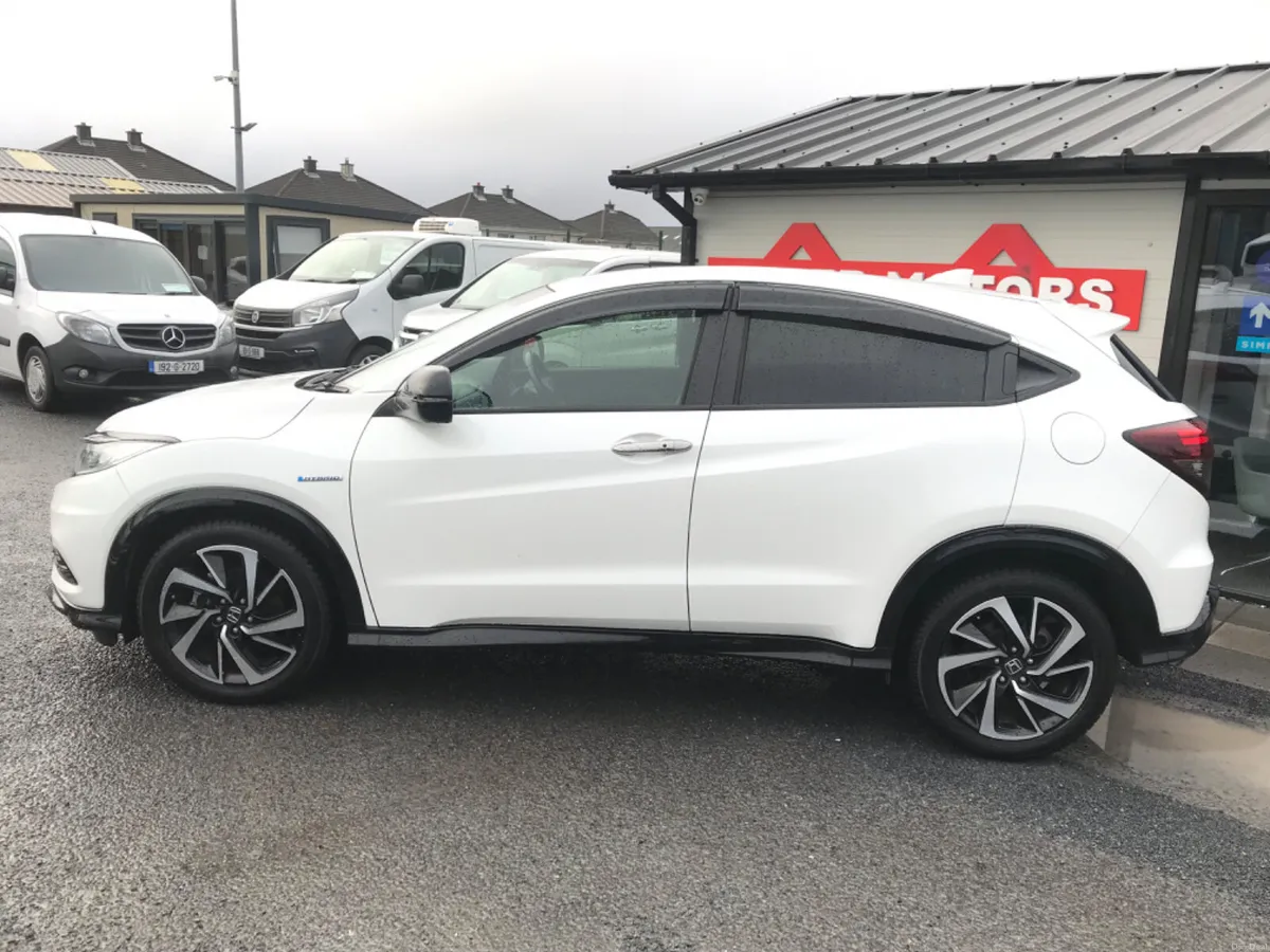 2021 HONDA VEZEL RS AUTOMATIC - Image 6
