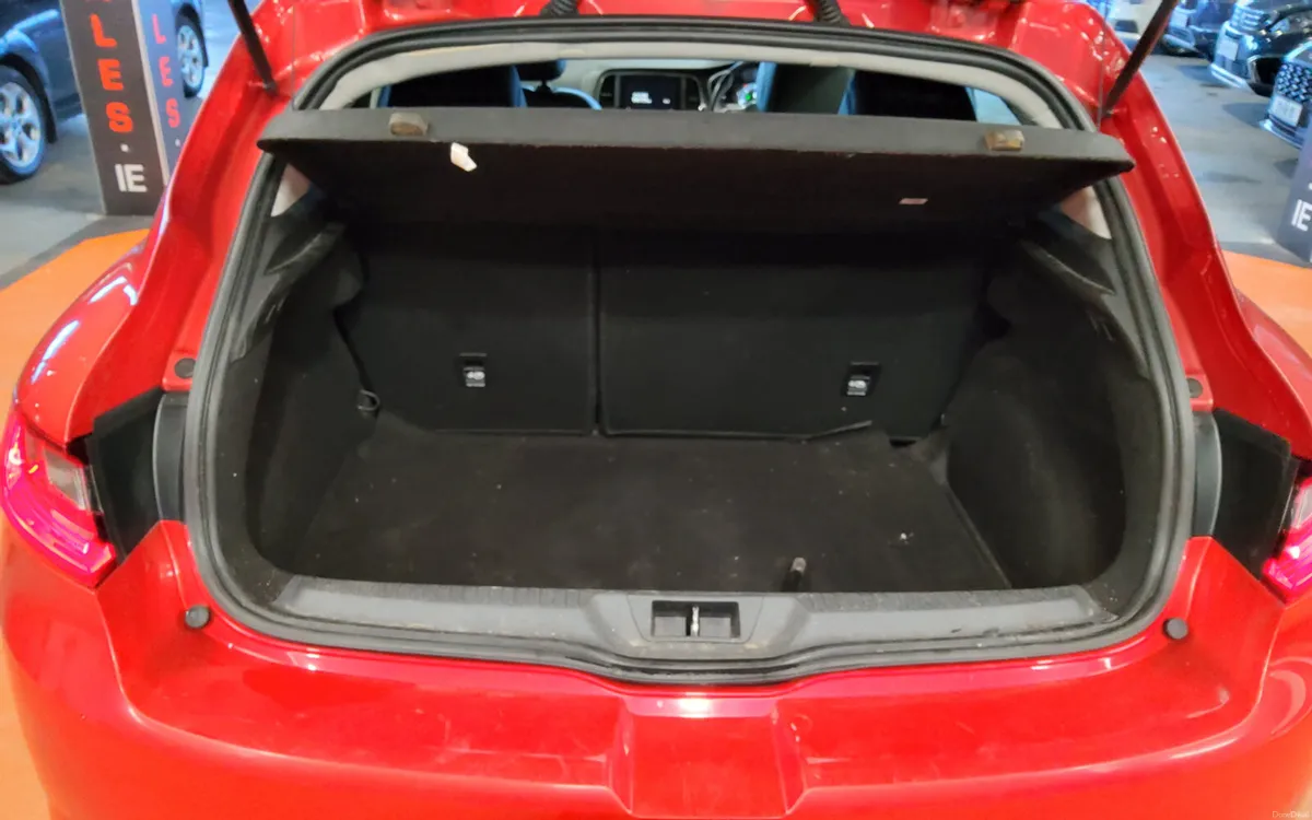 Renault Megane 2016 - Image 4