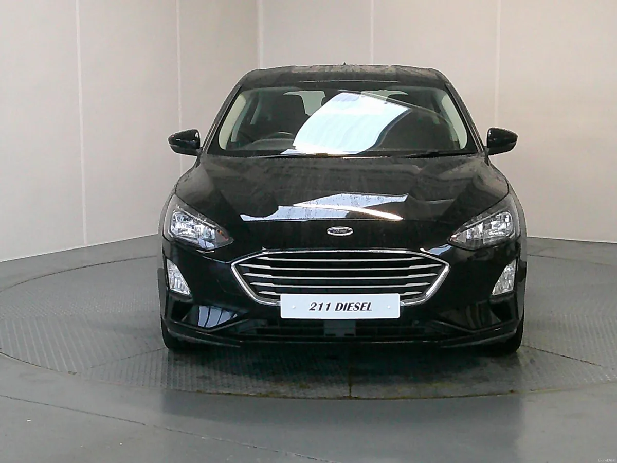 Ford Focus 2021 - Image 2