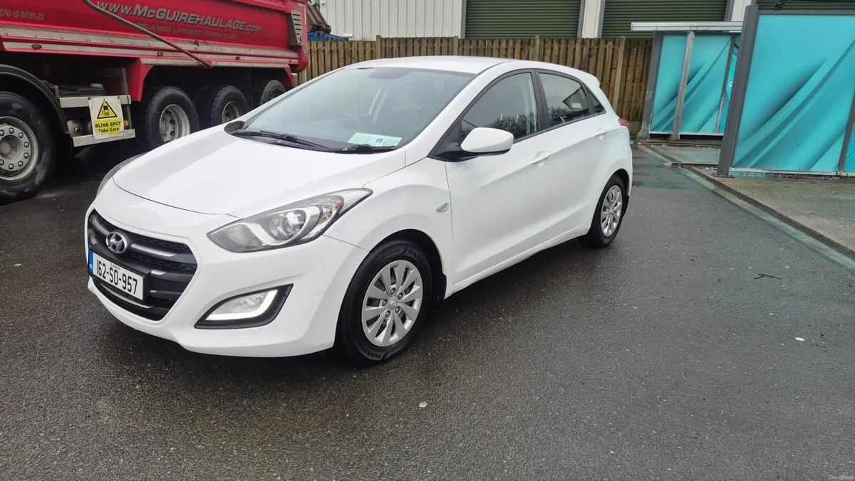 Hyundai i30 2016 - Image 2