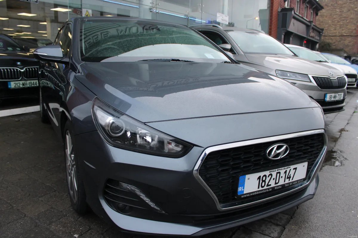 Hyundai i30 1.0 FASTBACK 2018 - Image 1