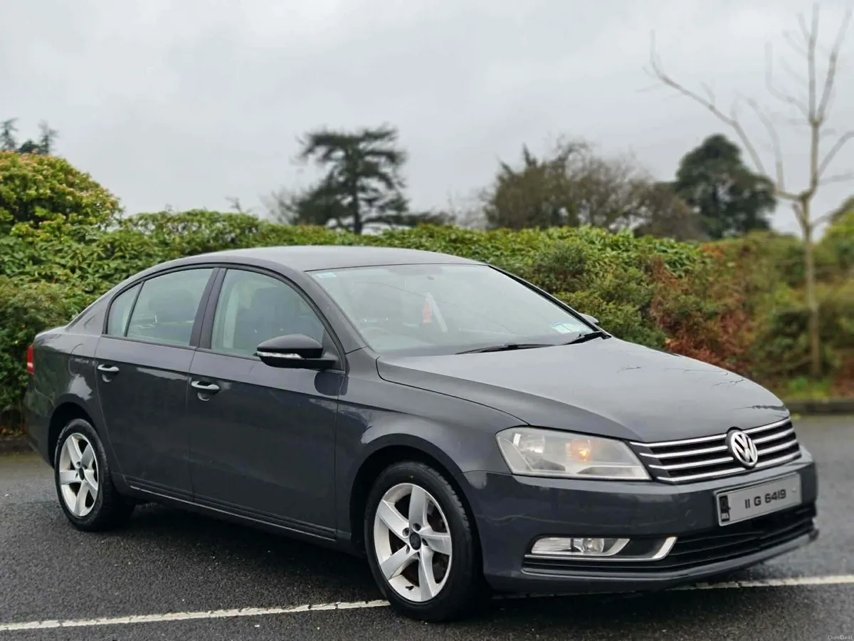 2011 Volkswagen Passat NCT 09-26 - Image 1