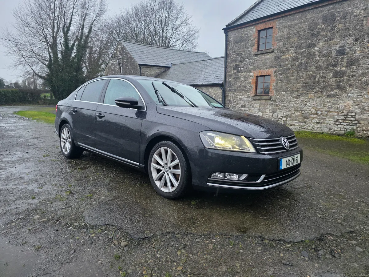Volkswagen Passat 1.6 diesel ( NCT and TAX )!! - Image 1