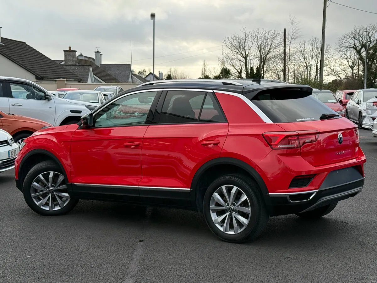 211 VW T-ROC STYLE DESIGN PACK 2.0TDI 150BHP - Image 3