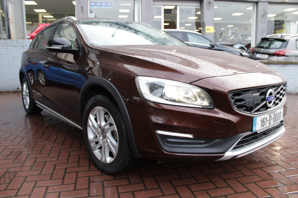 2.0D4 CROSS COUNTRY PLUS EDITION AUTO   /104015 KM - Image 2