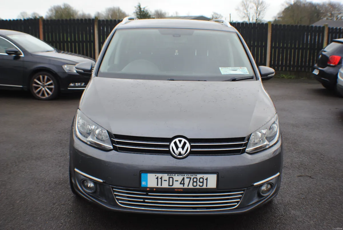VOLKSWAGEN TOURAN 2011 7 SEATER - Image 1