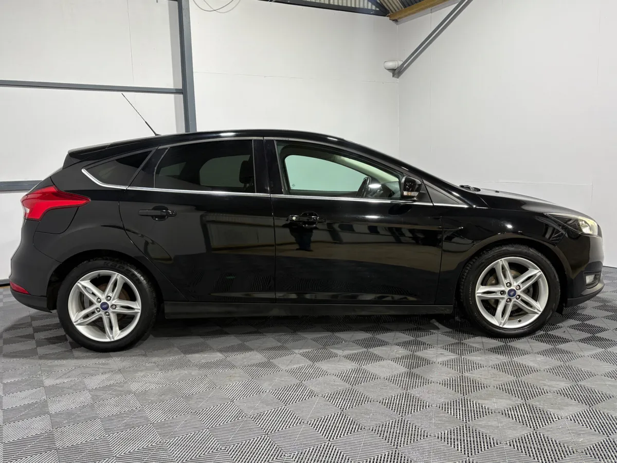 2016 Ford Focus Zetec 1.5 TDCi 95 Bhp - Image 6