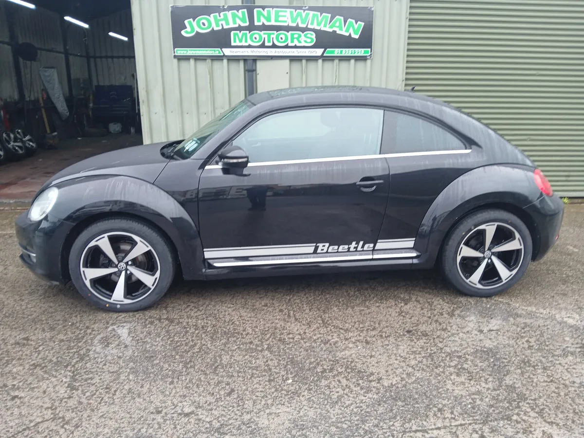 Volkswagen Beetle 2016 low mileage lady owned - Image 4