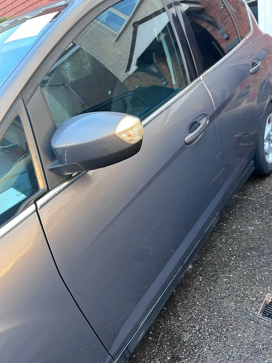 2012 Ford CMax - Image 2