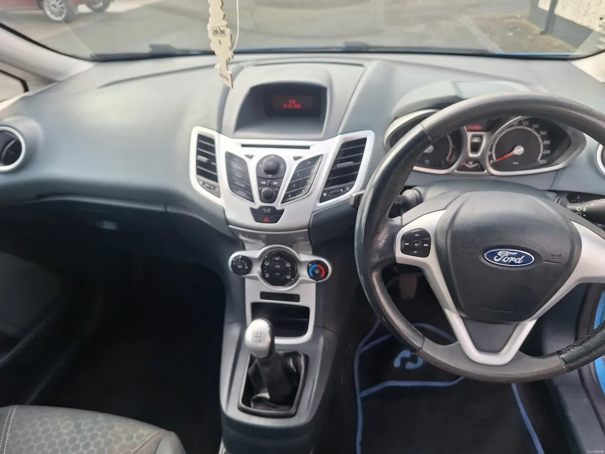 Ford Fiesta 2009 - Image 3