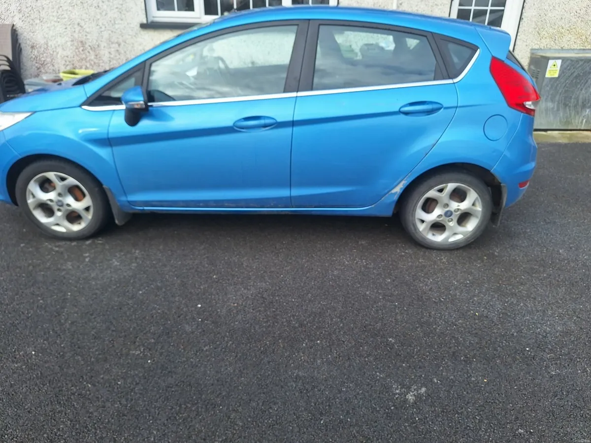 Ford Fiesta 2009 - Image 4
