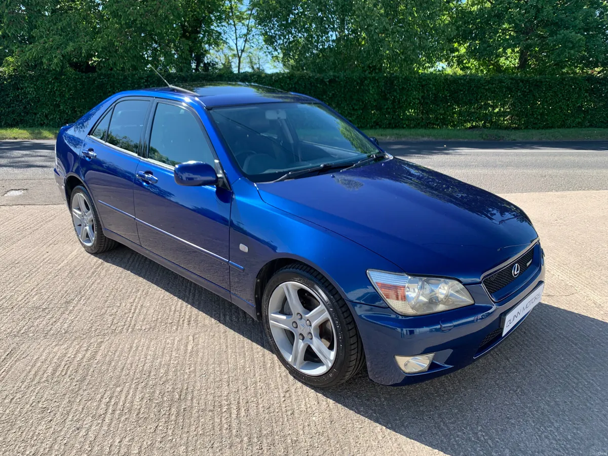 1999 LEXUS IS200 SPORT | LSD | SUNROOF | BLACK LTH - Image 3