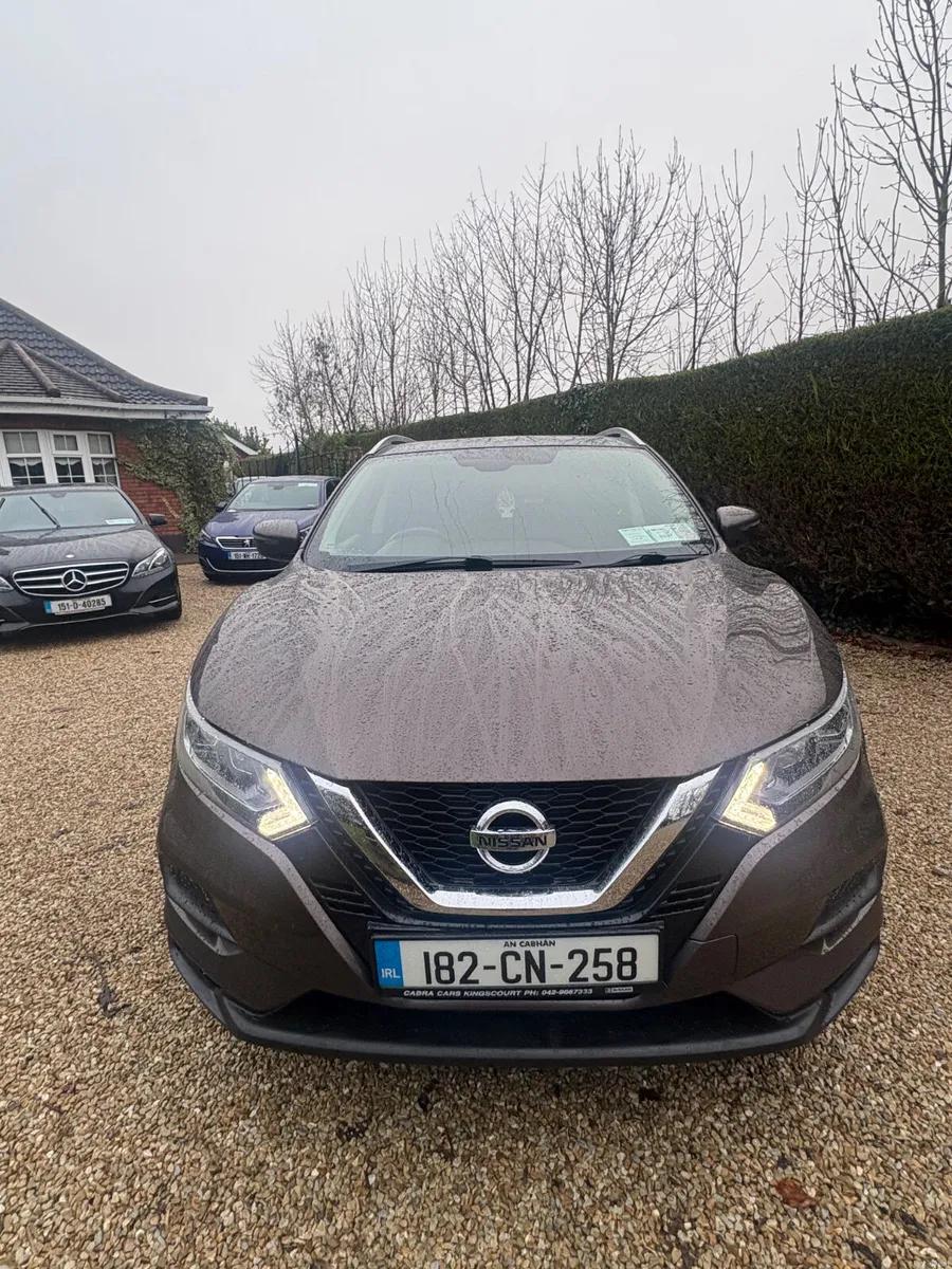 Nissan Qashqai 2018 1.5 diesel , pan roof - Image 4