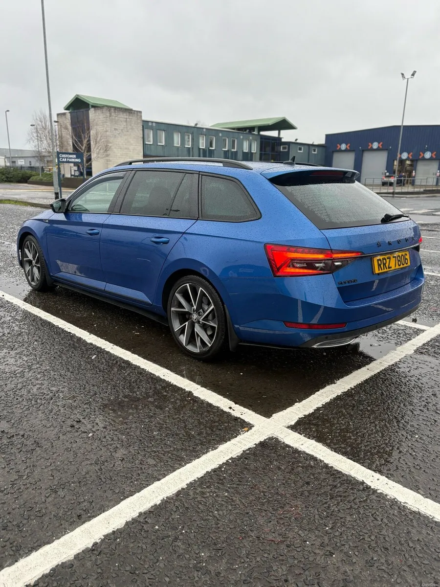 2020 Skoda superb. Sport-line plus - Image 3