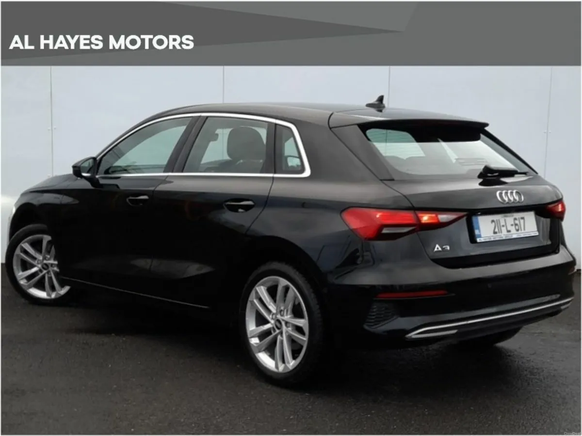 Audi A3 **LIKE NEW**30 TFSI 110HP SE - Image 3