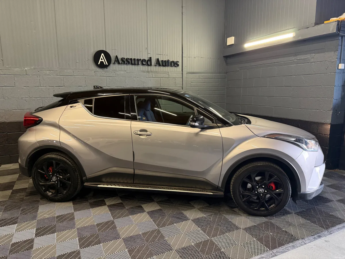 181 Toyota C-HR 1.2 Luna Sport *V Low Klms * - Image 2