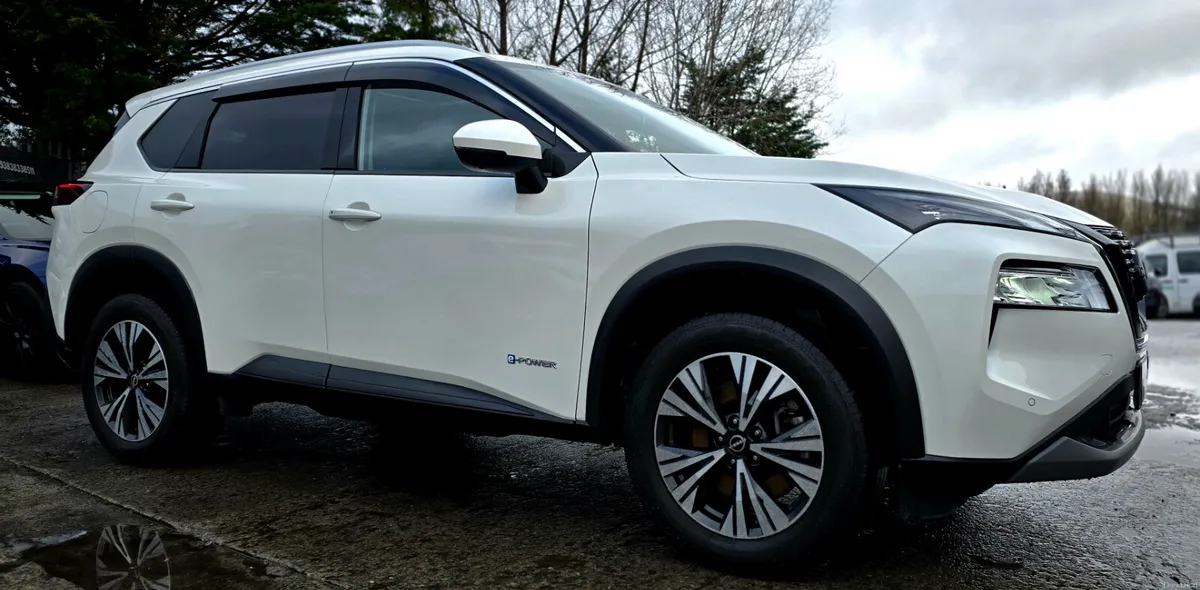 🔥 2024 Nissan X-Trail SV Premium • 4WD 7seater - Image 3