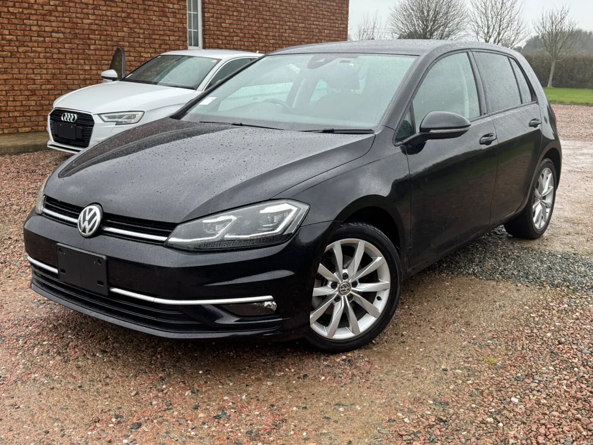 182 Volkswagen Golf Comfortline 1.2 DSG - Image 2