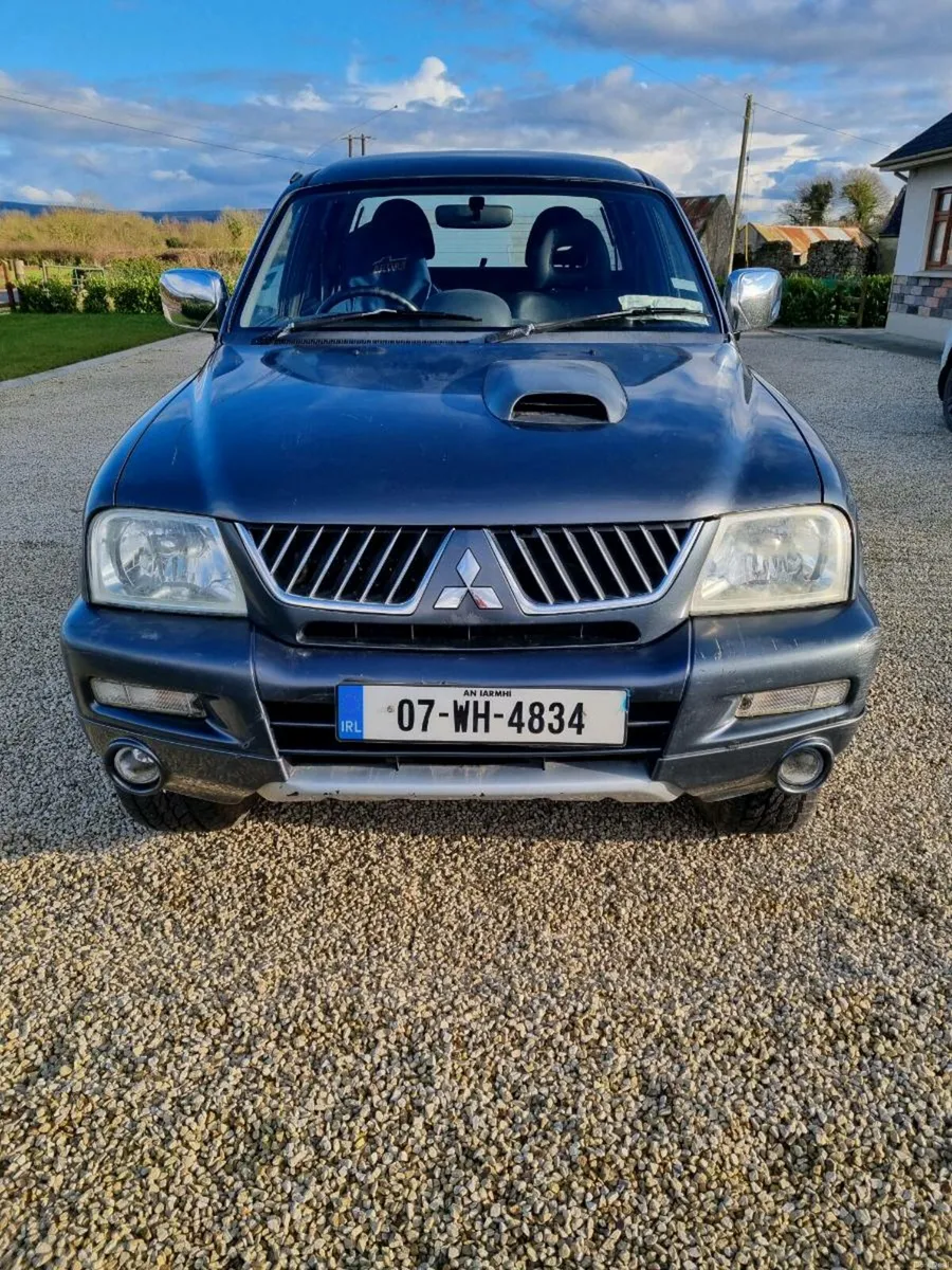 Mitsubishi L200 - Image 1