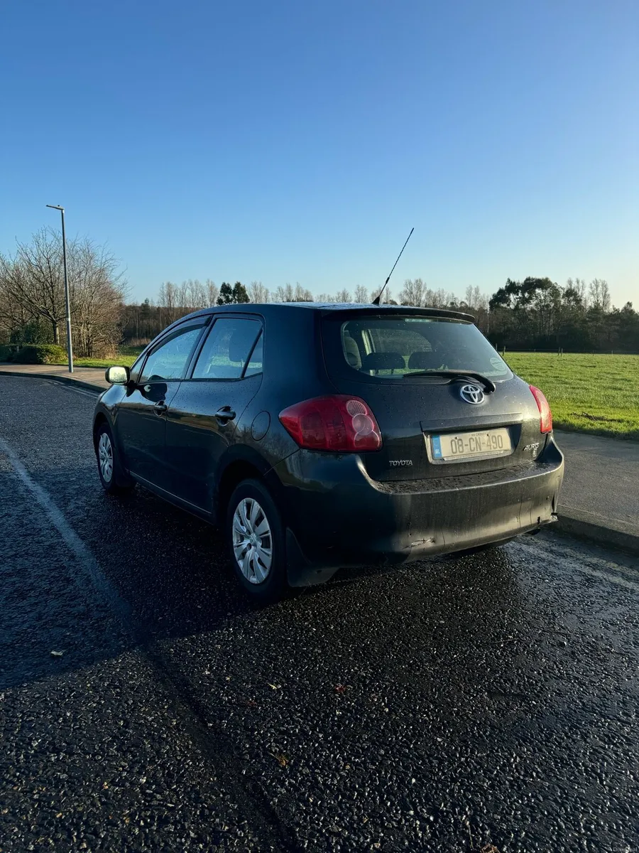 Toyota Auris - Image 2