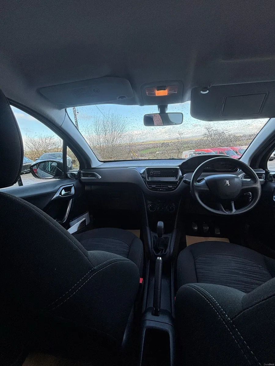Peugeot 208 Low KM! - Image 4