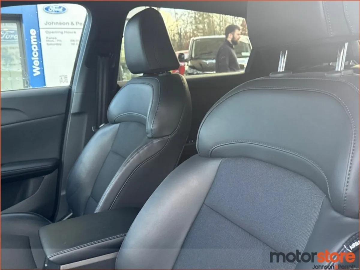 MG MG4 TOP SPEC LONG RANGE EXCLUSIVE - Image 3