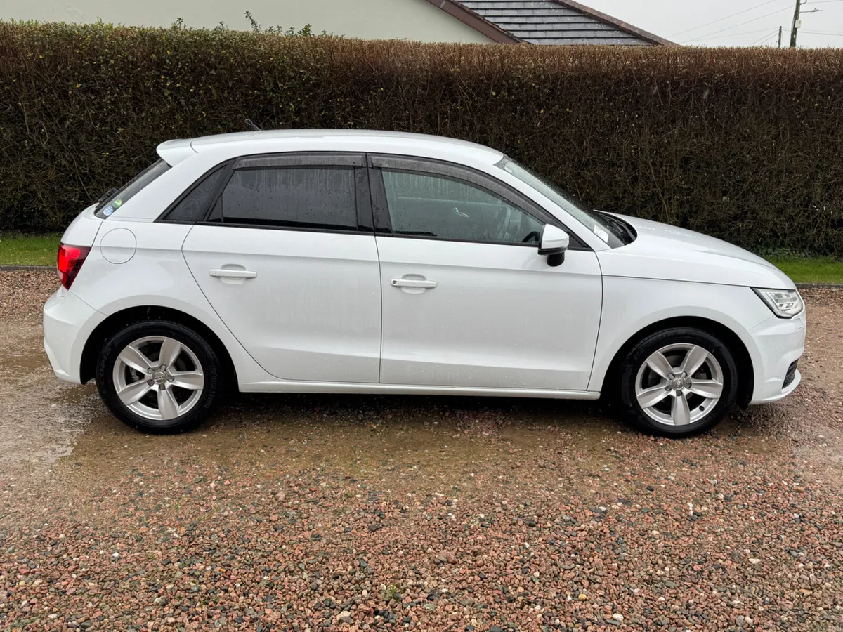 182 Audi A1 Sportback S Tronic - Image 3