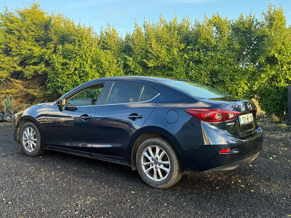 2017 Mazda 3 Executive - Image 4