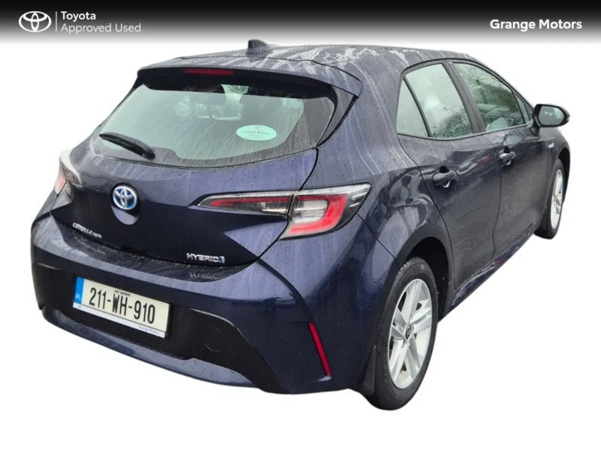 Toyota Corolla 1.8 HYBRID LUNA 5DR H/B - Image 3