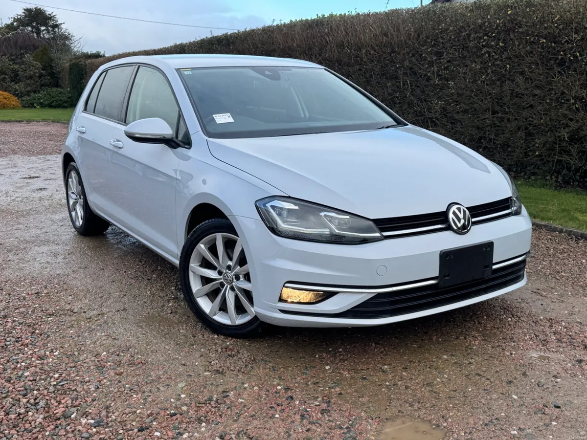 182 Volkswagen Golf Comfortline 1.2 DSG - Image 1