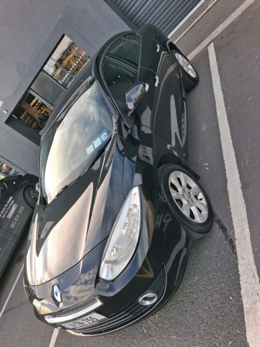 Renault Fluence 2011 (Sold As Seen - Hence Price) - Image 1