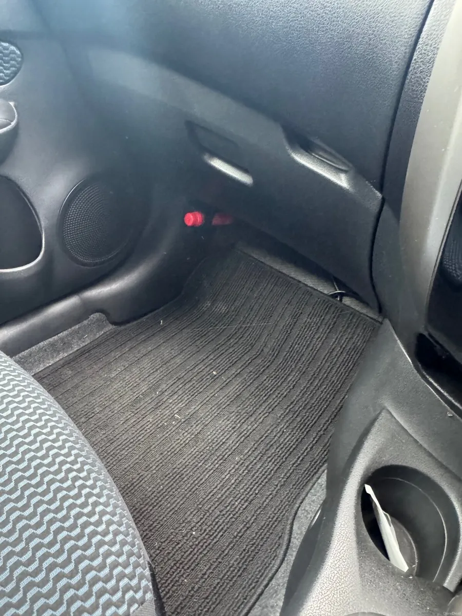 Nissan Note 2015 - Image 1