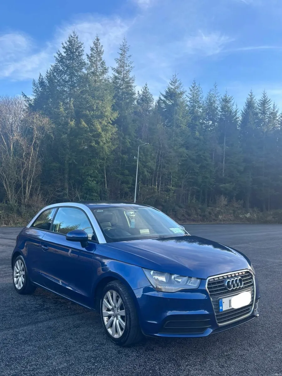 Audi A1 2011 - Image 2