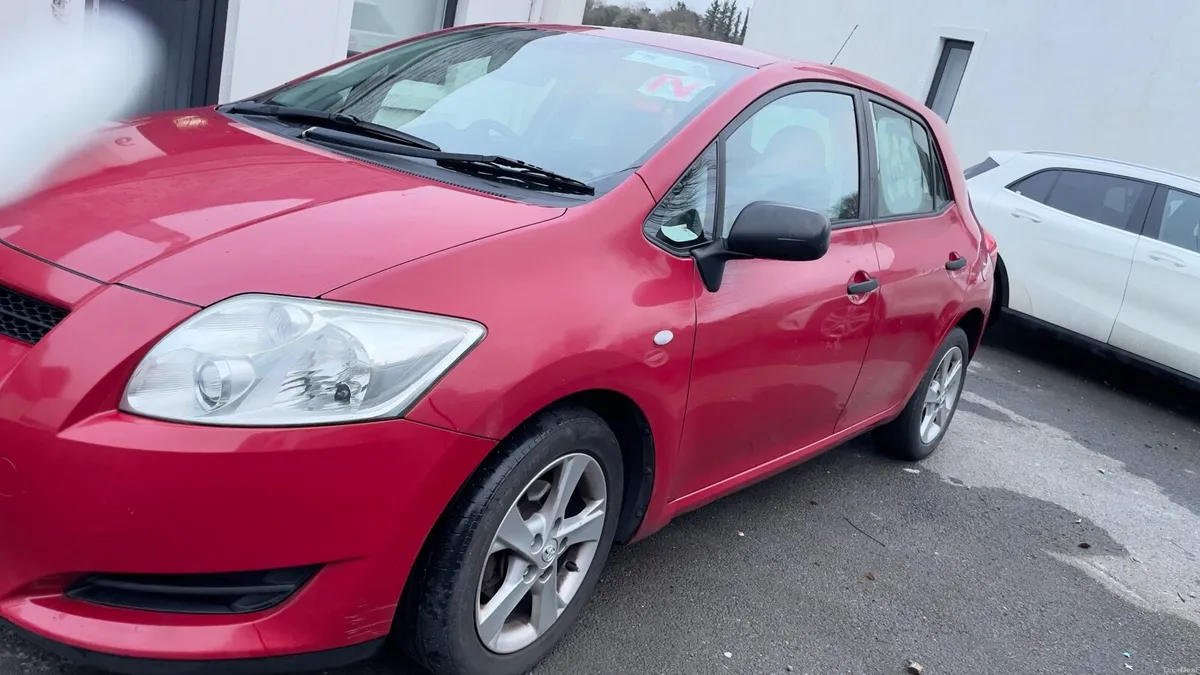 Toyota auris 2008 - Image 2