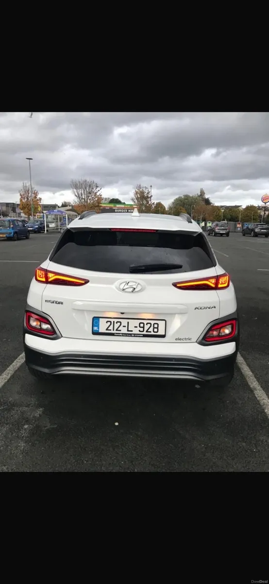 Hyundai Kona Electric Full Hyundai Service History - Image 4