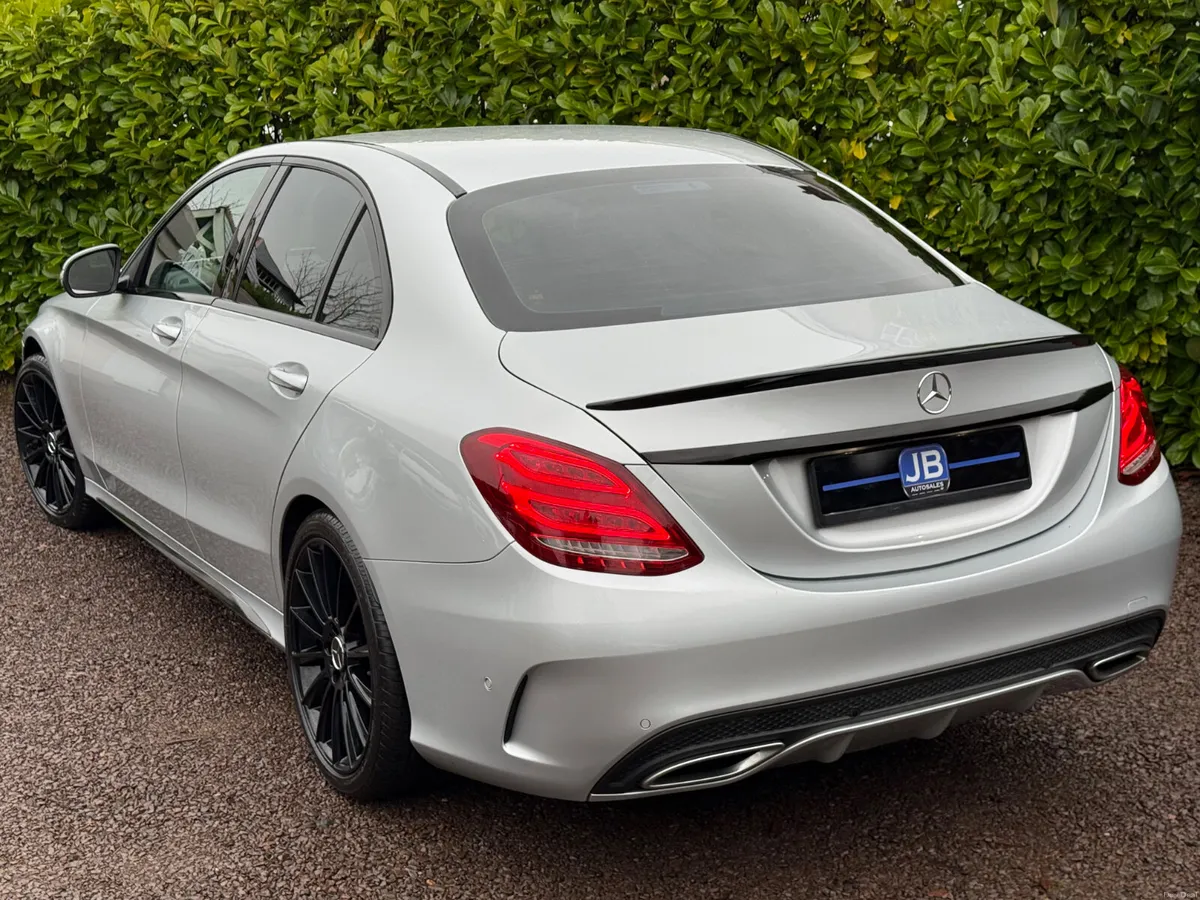Mercedes-Benz C-Class C220 AMG - Image 3