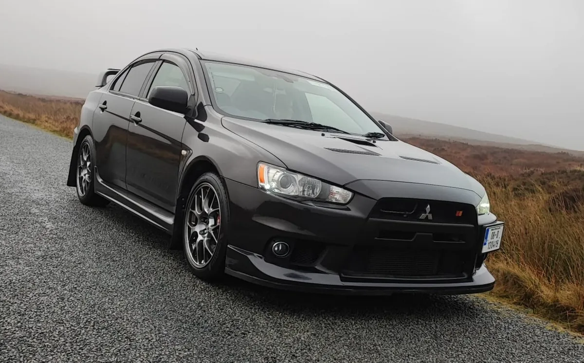 Mitsubishi lancer Evolution X - Image 1