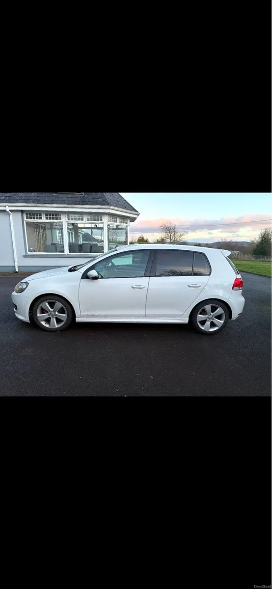 Volkswagen Golf - Image 4