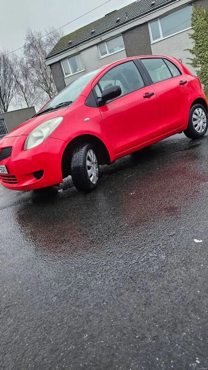 2007 Toyota Yaris - Image 2