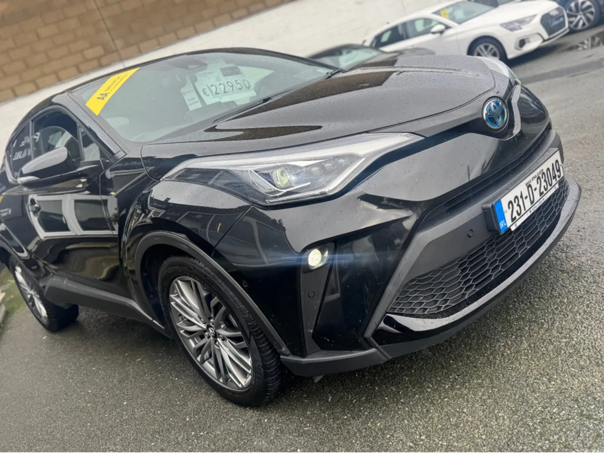 Toyota C-HR 1.8 HYBRID SOL AUTO, Huge Spec, 12 Mon - Image 4