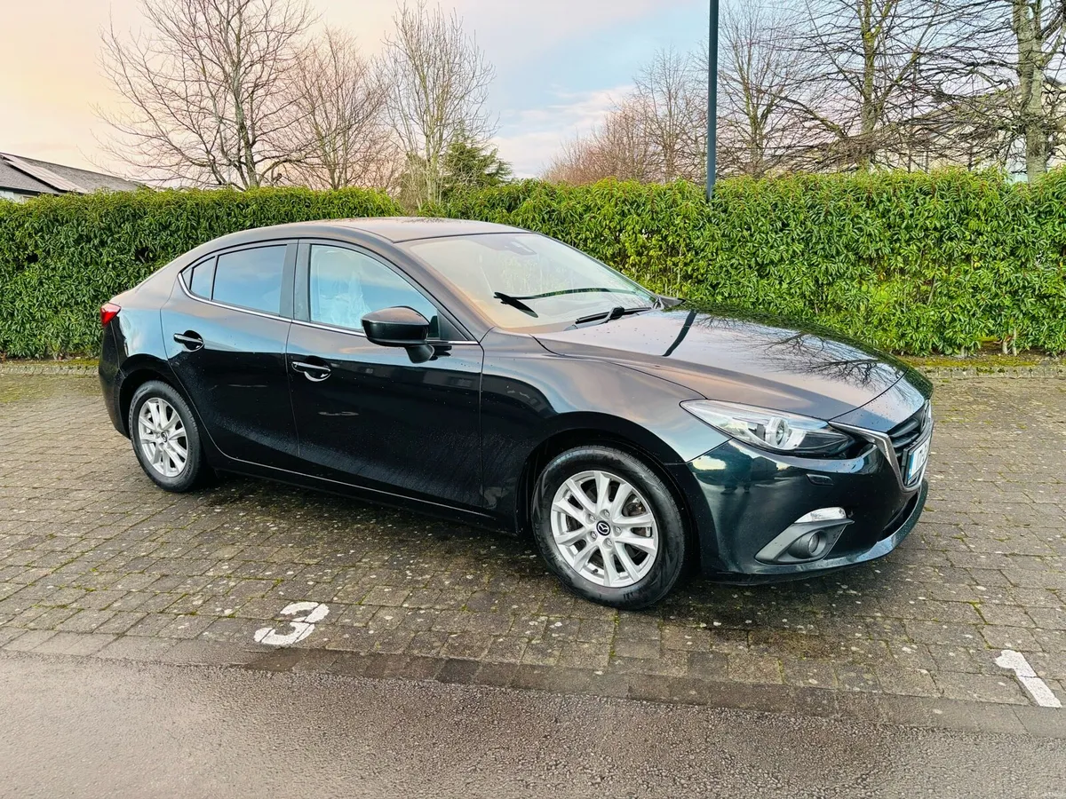 2017 MAZDA 3 1.5D EXECUTIVE SE BARGAIN BUY - Image 1