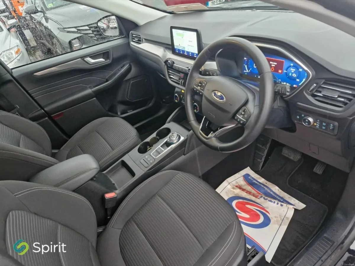 Ford Kuga 2.5 Duratec 225PS PHEV Titanium Auto - Image 3