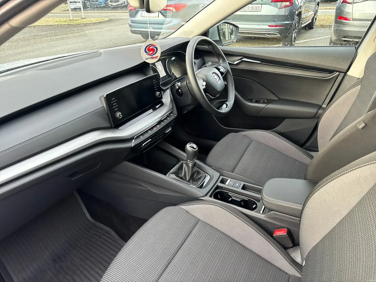 Skoda Octavia OCTAVIA AMB 2.0TDI 115HP - Image 3