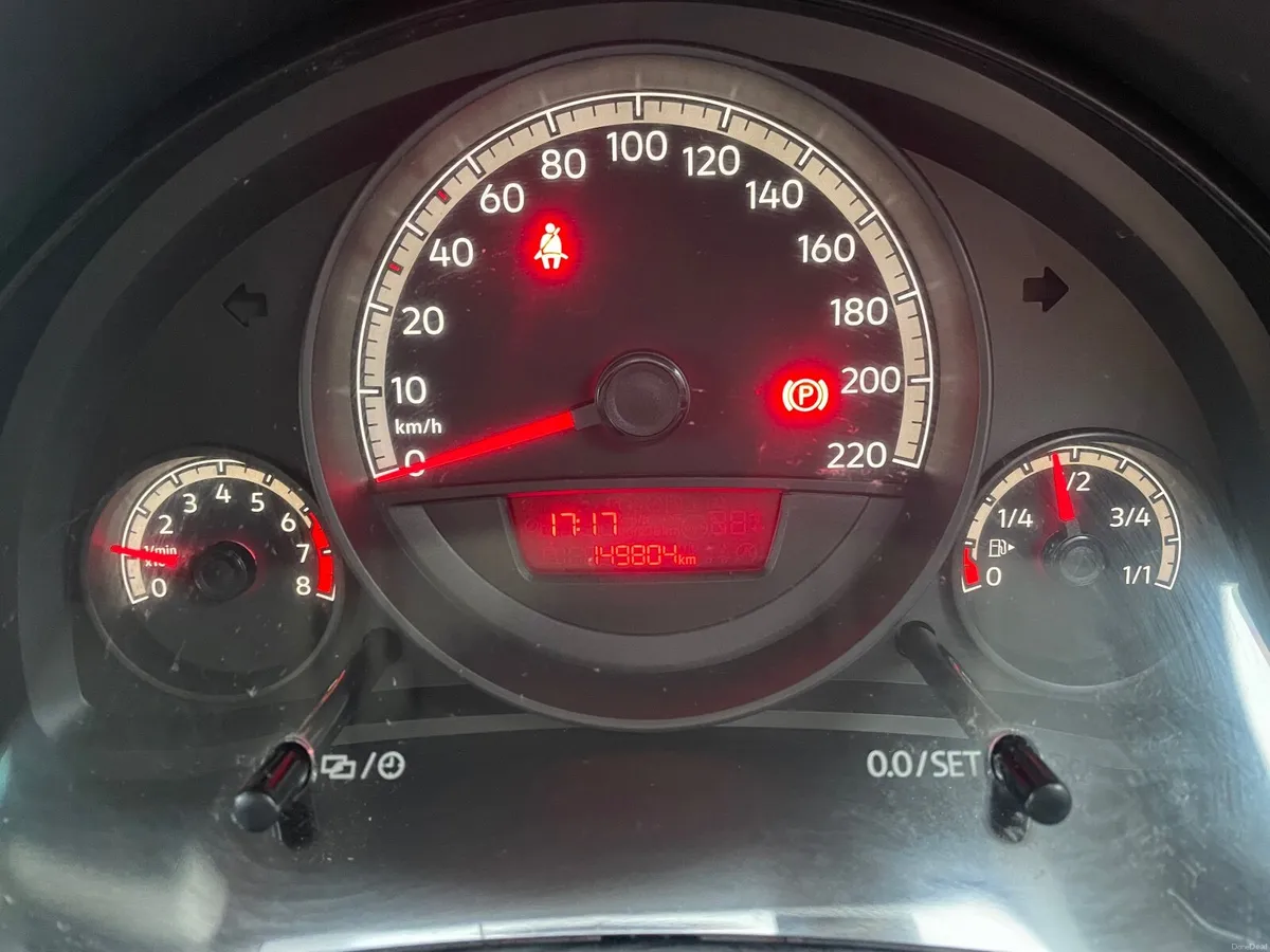 Volkswagen up! 2019 - Image 3