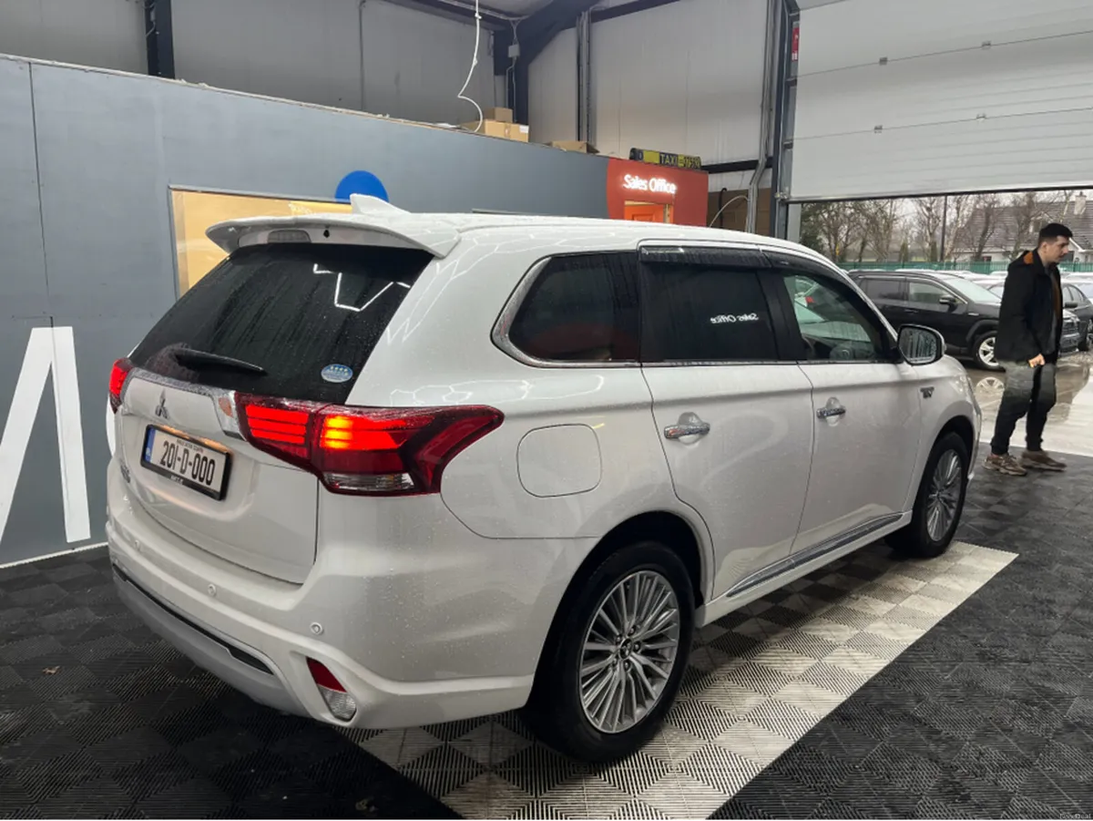 Mitsubishi Outlander €23950 2020 MITSUBISHI OUTLAN - Image 2