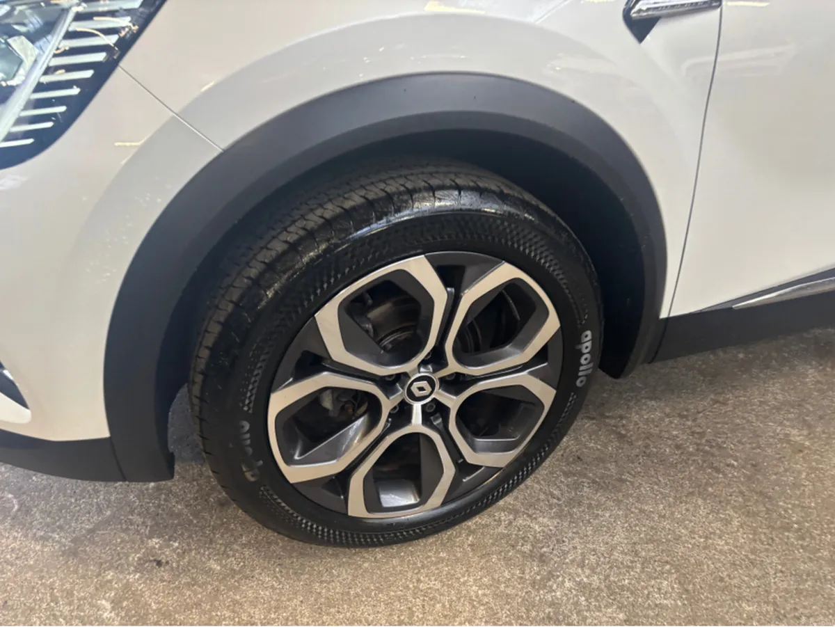 Renault Captur TECHNO TCE 90 MY23 5DR - Image 4