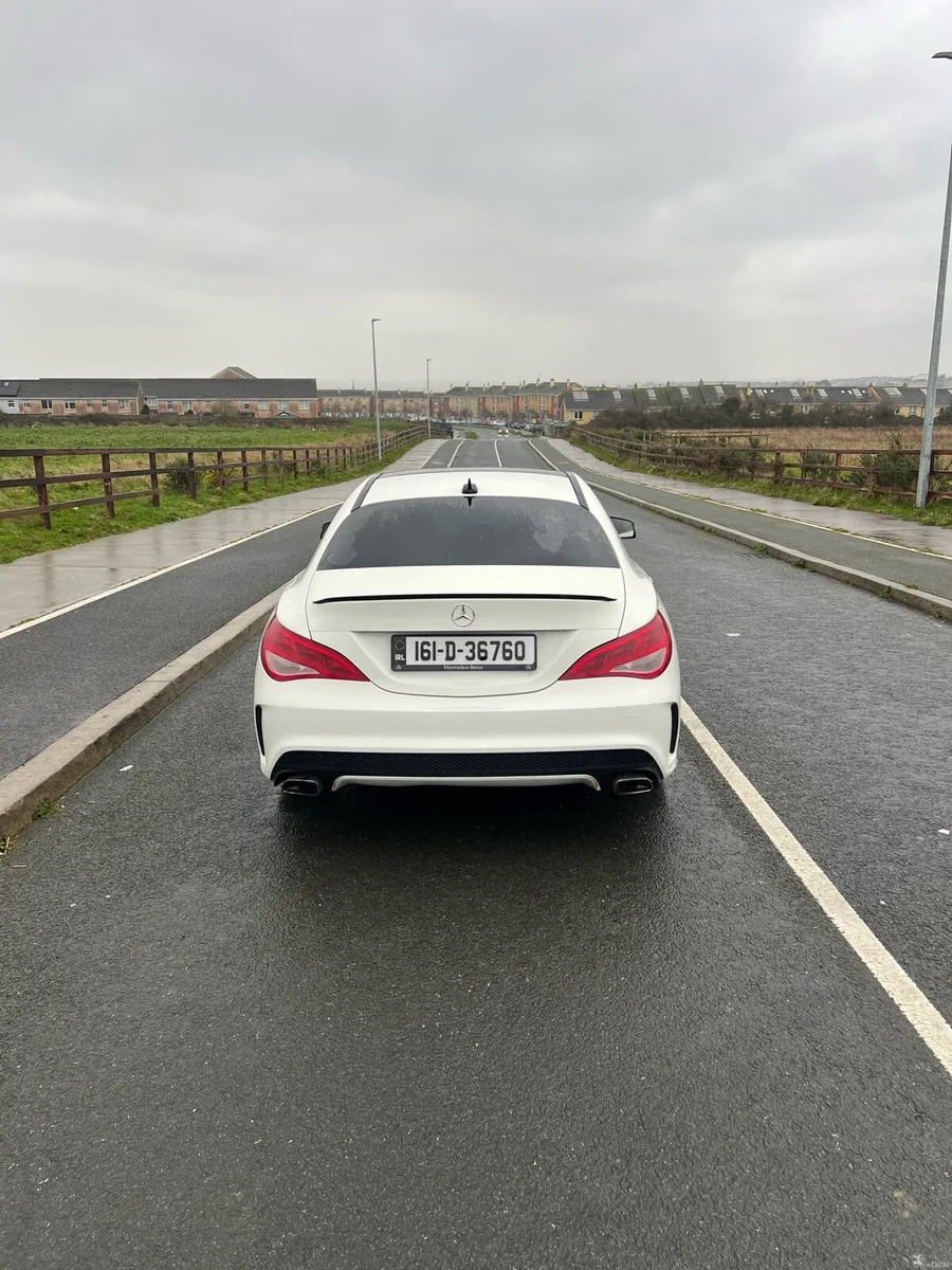 Mercedes-Benz CLA 180 - Image 4