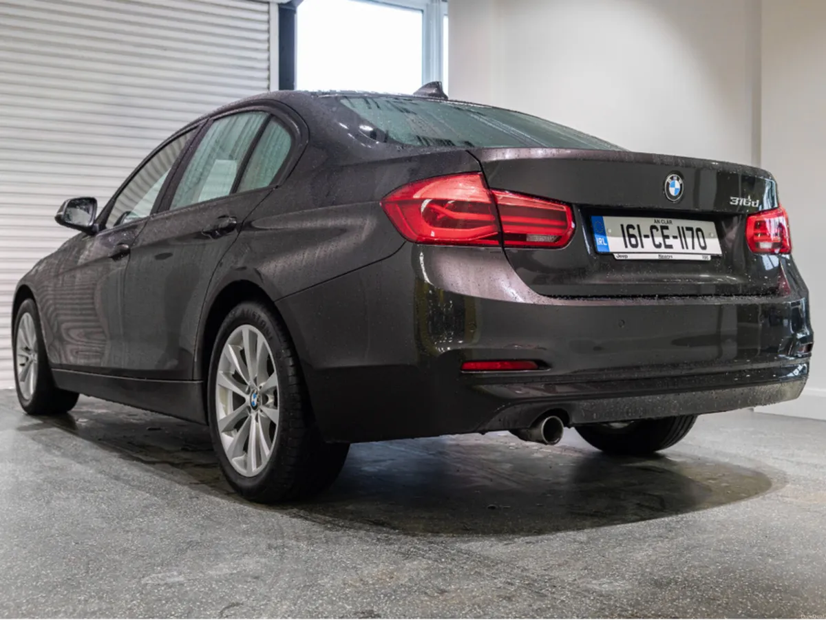 BMW 3-Series 316D SE ZLBF 4DR AUTO - Image 6